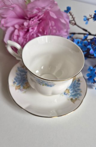 Taza y platillo porcelana inglesa