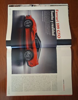Rivista ufficiale Ferrari Club Spagna, estate 2010
