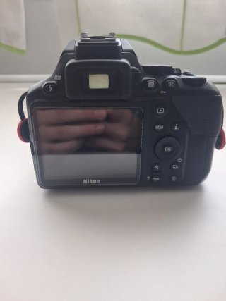 Cámara Nikon D3500 + Accesorios