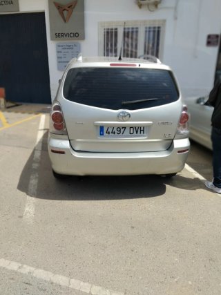 Toyota Verso 2006