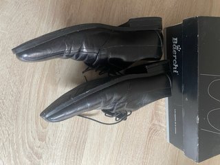 BÄR Zapatos de vestir negros para hombre