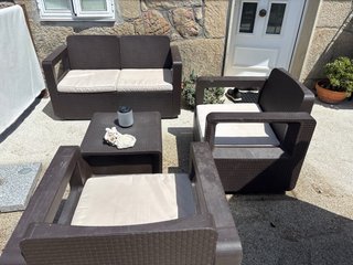 Conjunto Terraza sofa doble ,dos Sillones y 9Mesa