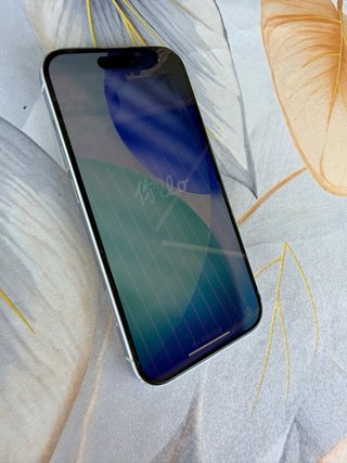 iPhone 15 Plata/Blanco
