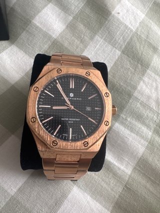 Reloj Sapphero Negro y Dorado