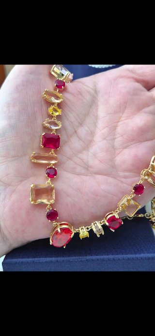 Colar Swarovski pedras mistas