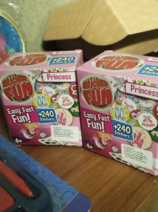 Lotto oggetti misti per bambini