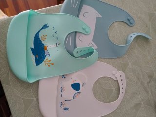 Baberos silicona