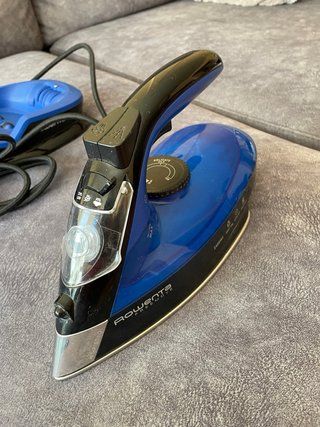 Plancha de vapor Rowenta sin cable