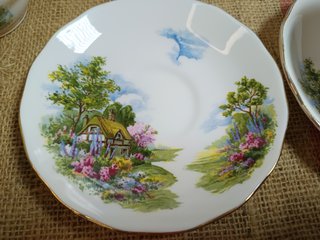 Royal Vale Porcelana Inglesa Tazas y Plato