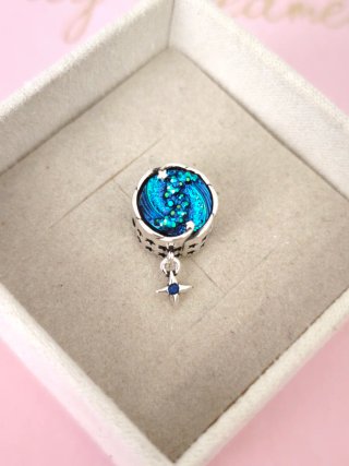 Charm Plata Azul Estrellas