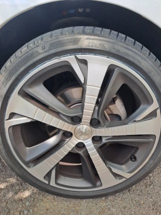 Peugeot 308 GT line 1.2 130 cv