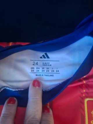 Equipación niño España Adidas
