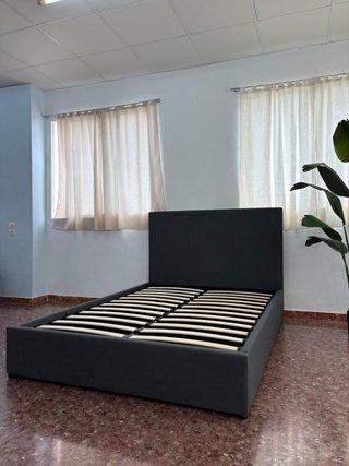 Cama tapizada gris 135x190cm