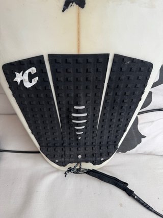 Tabla PUKAS The Link 5’8” x 19 5/8” x 2 3/8” (29L)