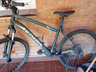 Bicicleta de Montaña BTWIN Negra