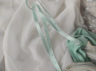 Abito Elisabetta Franchi asimmetrico verde