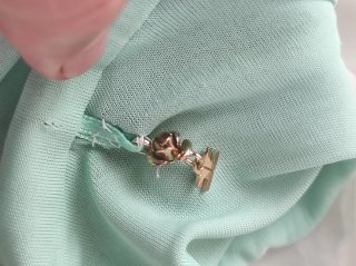 Abito Elisabetta Franchi asimmetrico verde