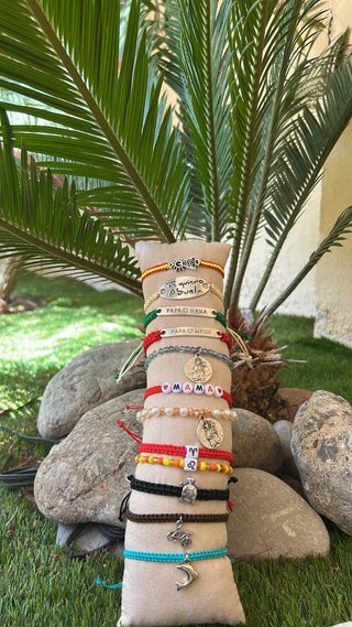 Pulseras hechas a mano