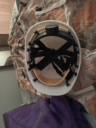 Casco de obra blanco