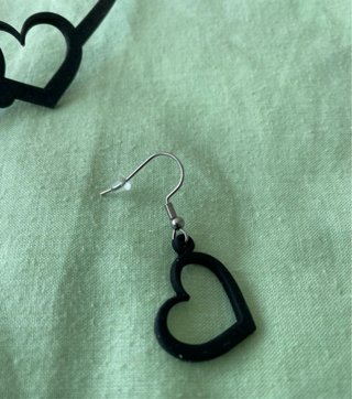 Conjunto Gargantilla y Pendientes Corazones