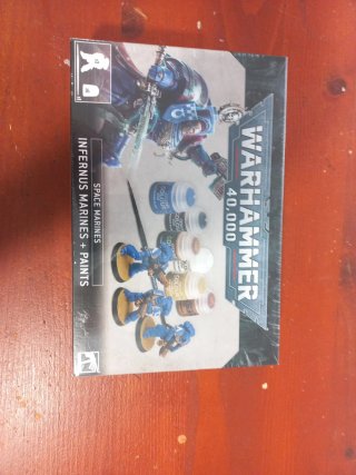 Warhammer 40K Infernus Marines + Pinturas