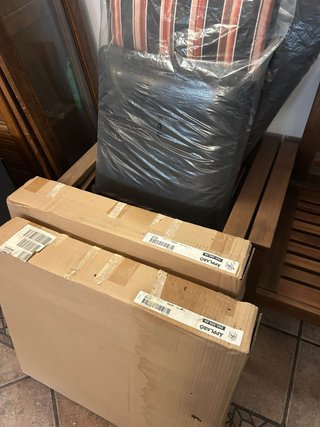 Sillas de exterior de madera con cojines