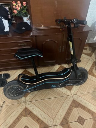 Patin eléctrico con asiento