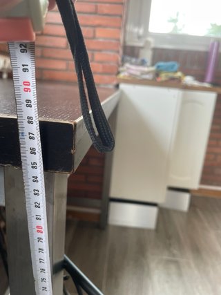 Mesa negra patas acero inoxidable