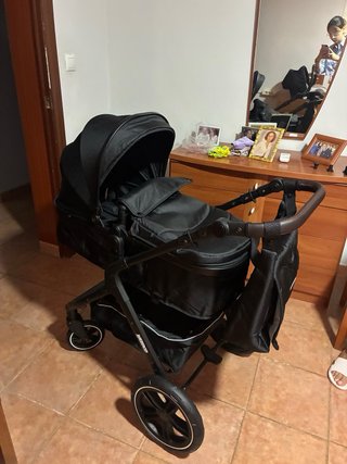 Carro bebé 2 en 1: capazo y silla