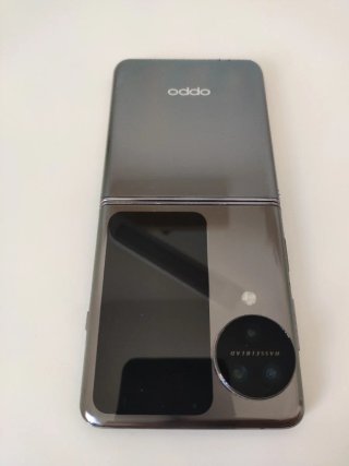 Oppo Find N3 Flip di fascia alta