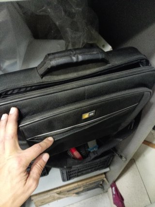 Maletín para portátil Case Logic negro