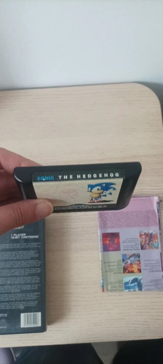 Sonic the Hedgehog Mega Drive Cartucho y Caja