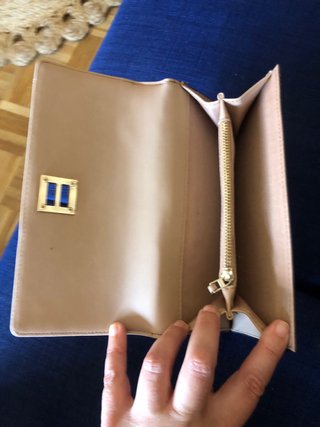 Billetera ante Parfois beige