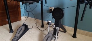 Batería Electrónica Alesis Nitro Mesh Kit