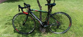 Bicicleta de carretera Megamo R10