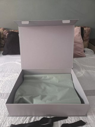 Borsa, scatola e nastro Balenciaga