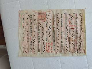 Hoja de canto gregoriano antigua