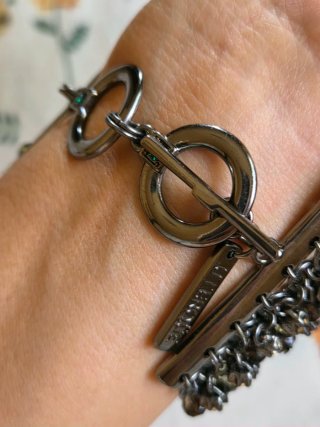 Pulsera Uterqüe verde y plateada