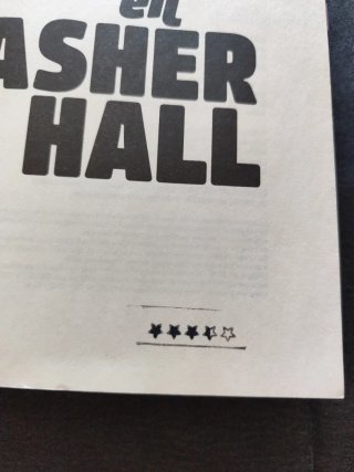 No confíes en Asher Hall