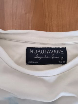 Camiseta Nukutavake Blanca Manga Larga Dibujo