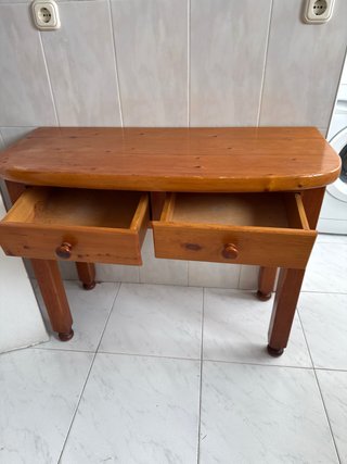 Mesa de madera multiusos con cajones