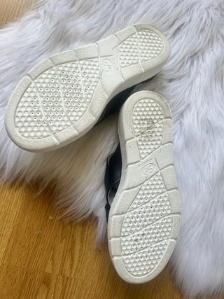 Sandalias Geox Negras y Blancas