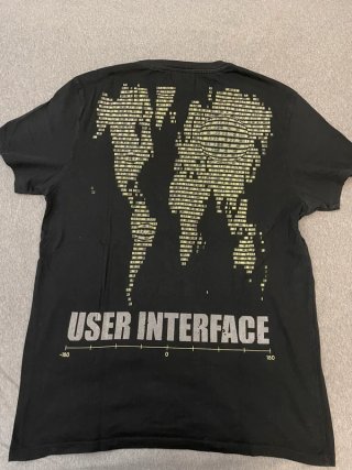 Camiseta Bershka Coding A New World Talla L