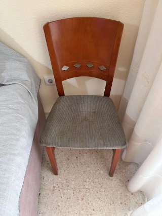 Mueble salón con vitrina y puertas