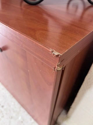 Mueble salón con vitrina y puertas