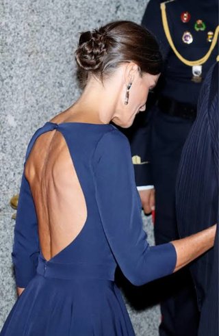 Vestido azul MIPHAI Reina Letizia