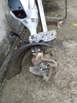 Motocultor gasolina Stihl casi nuevo