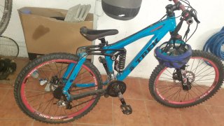 Bicicleta de Montaña Trek Azul Cobertes desgastade