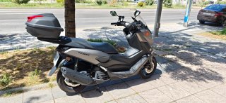 Yamaha NMAX 125 Gris Scooter Automática