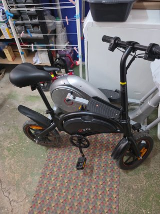 Bicicleta eléctrica plegable DYU